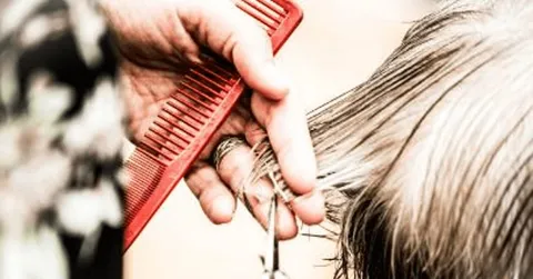 Choosing the Best Barber for Women’s Haircut