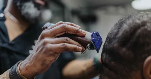 Classic vs. Modern: Finding the Perfect Haircut for Men